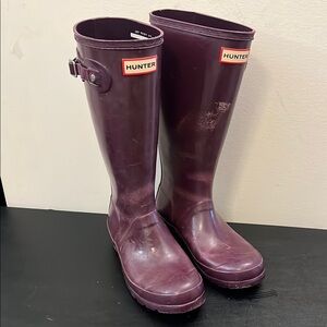 Hunter Purple Rain Boots Size 6